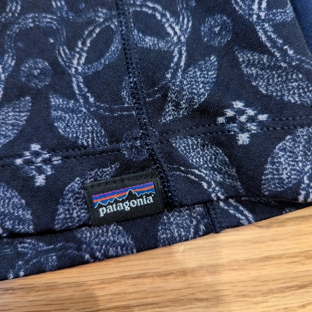 Patagonia Capilene Midweight Baselayer - Picture 2 of 6